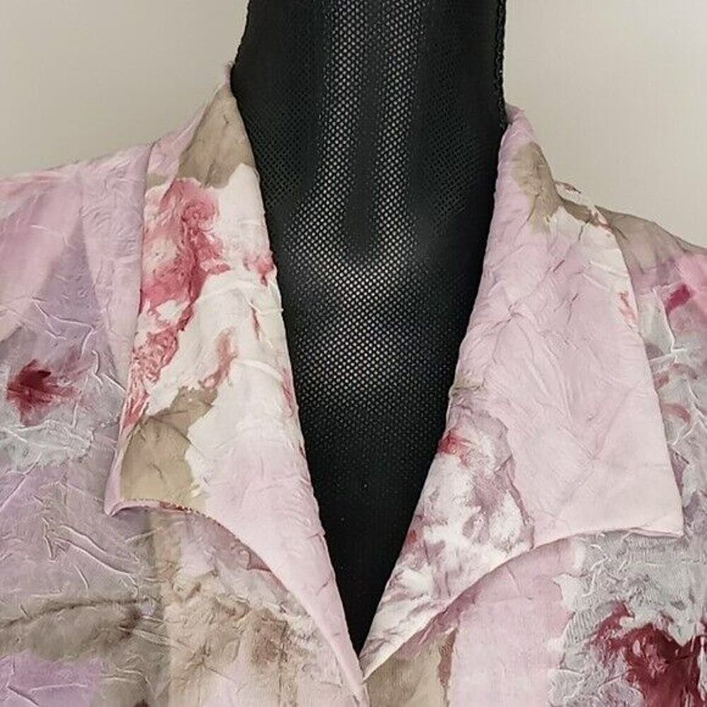 R & M Richards Vintage Lilac Floral & Feminine Blouse - 14 - Picture 2 of 9